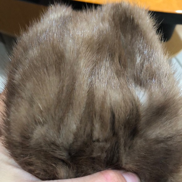 Vintage Mink Hat. Pillbox style - Picture 4 of 4